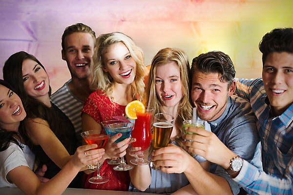 포토 JPG 해외이미지 백인 라이프스타일 드레스 여자 남자 행복 함께함 사람 여러명 20대 성인 빛 노란색 파티 보라색 우정 칵테일 바 유혹 축배 성인만 정확 해외202004 해외포토 서양인 옷 감정 컬러 다수 컨셉 주류 이벤트 청년 생활 친구 파일형식