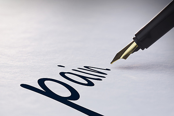 포토 JPG 해외이미지 종이 텍스트 사람없음 단어 만년필 고통 기록 페이지 유행어 해외202004 해외포토 문자 감정 펜 유행 파일형식