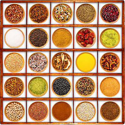 포토 JPG 해외이미지 디자인 커피 음식 백그라운드 컨셉 재료 고추 콩 파프리카 건조 씨앗 동양인 사람없음 목재 주방 버섯 흰색 항아리 그룹 가루 수집 민트 향신료 매움 소금 향 후추 모음 꼬투리 병아리콩 사프란 시나몬 해외202004 해외포토 나무 식물 음료 컬러 채소 곡류 인종 한글 도자기 맛 허브 향미료 파일형식