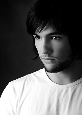 포토 JPG 해외이미지 백인 모델 1 학생 응시 남자 얼굴 포즈 한명 서기 사람 소년 성인 옆모습 청춘 유행 표현 시원함 긍정 고립 스타일 해외202004 우호적 해외포토 서양인 시선 어린이 뷰포인트 컨셉 모션 신체부위 파일형식