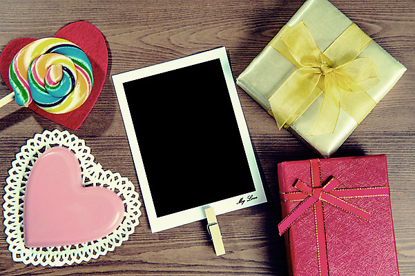 포토 JPG 해외이미지 모양 커플 계절 종이 밧줄 백그라운드 컨셉 2 데이트 휴가 프레임 발렌타인데이 사랑 사람없음 목재 빨간색 사무실 카메라 쪽지 공백 낭만 추위 수확 흰색 하트 인사 신용카드 메시지 인쇄 앨범 편지 필름 질감 복고 그런지 삽입 옛날 조언 회복 카피스페이스 해외202004 해외포토 나무 감정 줄 컬러 농업 비즈니스 재료 관계 데이이벤트 금융 전자제품 예절 파일형식