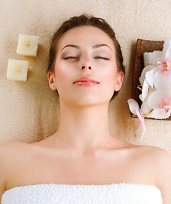 포토 JPG 해외이미지 웰빙 여자 꽃 행복 얼굴 분홍색 신체 태국 휴식 새로움 주택 건강 한명 사람 치료 상점 스파 화장품 흰색 신선 마사지 고급 소중 허브 피부 진흙 닦기 테라피 내추럴 거짓말 돌봄 치료사 의료성형뷰티 신청 해외202004 해외포토 식물 직업 1 감정 아시아 컬러 컨셉 의학 모션 건물 신체부위 뷰티 파일형식