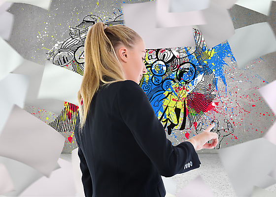 포토 JPG 해외이미지 백인 손 여자 행복 벽 비즈니스 손가락 한명 정장 20대 파란색 노트북 금발 디지털 페인트 회색 터치 가리킴 비즈니스맨 비즈니스우먼 우아함 선택 스마트 사인 페이지 스타일 해외202004 해외포토 서양인 1 헤어스타일 옷 남자 감정 컬러 컨셉 사람 손짓 청년 신체부위 전자제품 직장인 파일형식