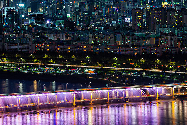 포토 JPG 야경 서울 한국 빌딩 사람없음 야외 빛 도시풍경 반사 도시 한강 국내여행 반포대교 세빛섬 전경 국내포토 아시아 섬 여행 풍경 건물 다리_건축물 야간 랜드마크 파일형식 탑뷰 풍경_경치