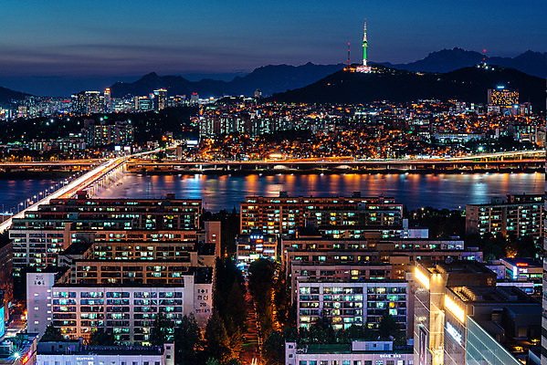 포토 JPG 야경 서울 한국 사람없음 야외 건물 도시풍경 도시 한강 남산 남산타워 국내여행 반포대교 전경 국내포토 건축물 아시아 여행 풍경 다리_건축물 야간 랜드마크 파일형식 탑뷰 풍경_경치