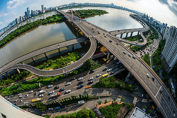 포토 JPG 주간 서울 한국 풍경 빌딩 사람없음 야외 도시풍경 도시 국내여행 밤섬 서강대교 여의도 한강다리 전경 국내포토 자연요소 아시아 섬 여행 건물 다리_건축물 한강 파일형식 탑뷰