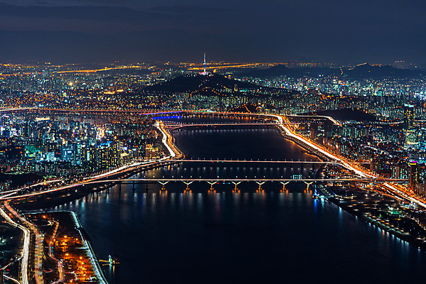 포토 JPG 야경 서울 한국 사람없음 야외 도시풍경 도시 한강 국내여행 궤적 전경 국내포토 아시아 여행 풍경 야간 랜드마크 파일형식 탑뷰 풍경_경치