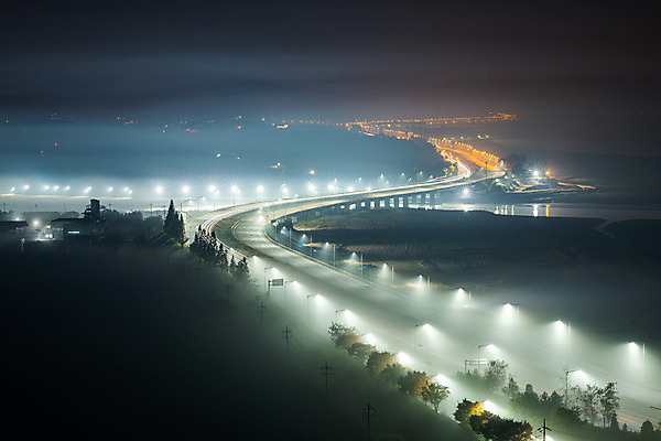 포토 JPG 야경 한국 사람없음 야외 도시풍경 안개 도시 경기도 국내여행 파주 전경 자유로 국내포토 아시아 여행 날씨 풍경 야간 파일형식 탑뷰 고속화도로 풍경_경치