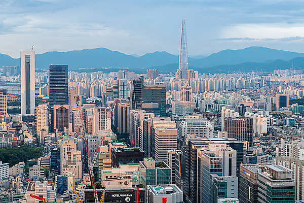 포토 JPG 주간 하늘 서울 한국 풍경 빌딩 사람없음 야외 건물 도시풍경 고층빌딩 도시 강남 국내여행 잠실 전경 국내포토 자연요소 건축물 아시아 여행 파일형식 탑뷰