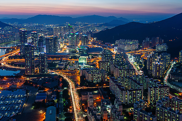 포토 JPG 야경 한국 빌딩 사람없음 야외 건물 도시풍경 부산 국내여행 궤적 해운대 전경 국내포토 건축물 아시아 여행 풍경 도시 야간 파일형식 탑뷰 풍경_경치