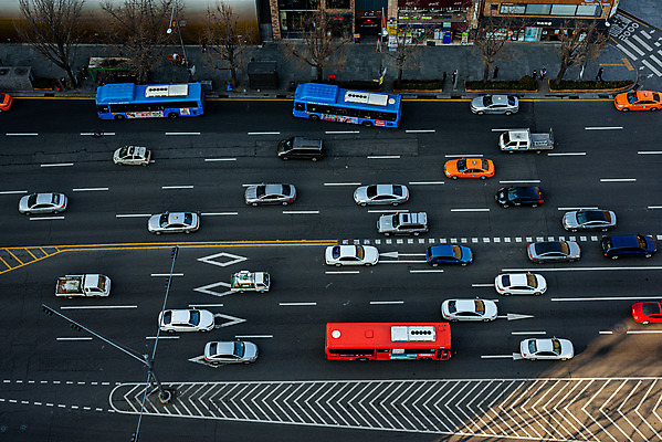 포토 JPG 주간 도로 자동차 버스 서울 한국 풍경 사람없음 야외 도시풍경 국내여행 전경 국내포토 자연요소 아시아 길 육상교통 여행 교통시설 대중교통 도시 파일형식 탑뷰