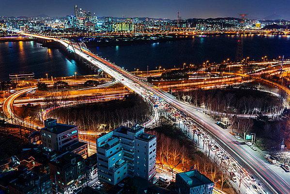 포토 JPG 도로 야경 서울 한국 사람없음 야외 빛 도시풍경 한강 국내여행 양화대교 전경 국내포토 아시아 길 여행 교통시설 풍경 다리_건축물 도시 야간 랜드마크 파일형식 탑뷰 풍경_경치
