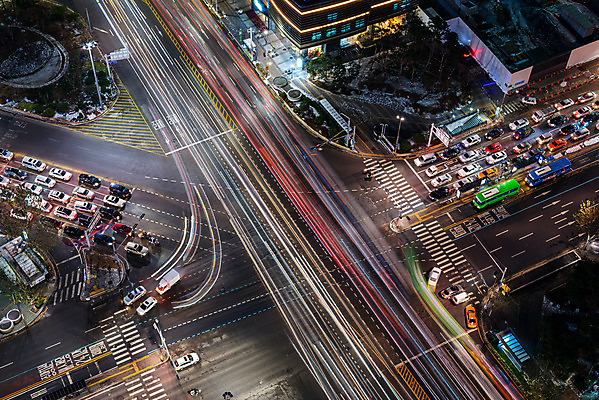 포토 JPG 야경 자동차 버스 서울 한국 사람없음 야외 도시풍경 도시 국내여행 궤적 마포 전경 국내포토 아시아 육상교통 여행 대중교통 풍경 야간 파일형식 탑뷰 풍경_경치