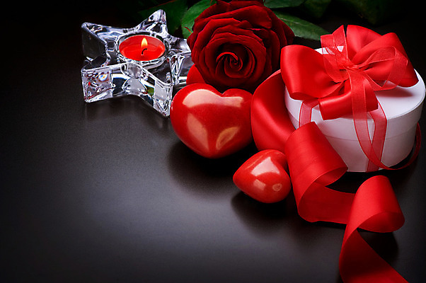 포토 JPG 해외이미지 식기 접시 커플 꽃 음식 결혼 백그라운드 포크 컨셉 2 탁자 결혼식 휴가 발렌타인데이 선물 미술 사람없음 장식 가로 빨간색 세트 상자 장미 요식업 보라색 검은색 저녁식사 어둠 우정 낭만 기구 하트 저녁 먹기 심볼 활 초대 제안 해외202004 해외포토 모양 식물 산업 컬러 가구 관계 모션 데이이벤트 문화예술 이벤트 친구 식사 야간 파일형식