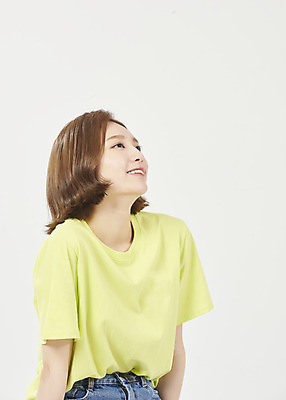 포토 JPG 스튜디오촬영 우먼라이프 응시 여학생 여자 대학생 실내 한명 미소 앉기 상반신 20대 성인 옆모습 여름 여름휴가 바캉스 한국인 흰배경 여대생 성인여자한명만 국내포토 1 학생 라이프스타일 시선 계절 뷰포인트 백그라운드 모션 휴가 표정 사람 동양인 청년 내부 흰색 여자한명만 성인여자만 파일형식 여름_계절