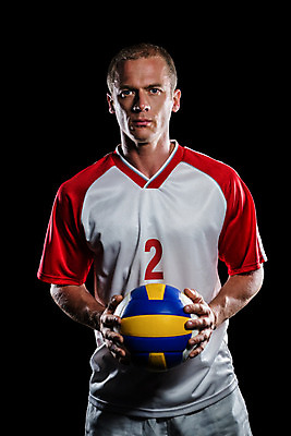 포토 JPG 해외이미지 백인 라이프스타일 응시 남자 스포츠 검은배경 한명 들기 상반신 성인 앞모습 30대 운동복 운동 잡기 배구 배구선수 배구공 성인남자한명만 해외202004 해외포토 서양인 1 시선 옷 스포츠용품 뷰포인트 백그라운드 공 모션 운동선수 건강 사람 생활 장년 구기 검은색 남자한명만 성인남자만 파일형식