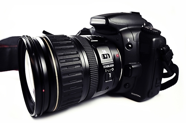 포토 JPG 해외이미지 직업 신체 유리 사람없음 전자제품 카메라 디지털 검은색 발사 사진사 전자 슛 찬성 셔터 노출 고립 제어 조작 광학 해외202004 해외포토 컬러 재질 작가 파일형식