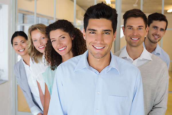 포토 JPG 해외이미지 서양인 외국인 백인 여자 남자 40대 중년 비즈니스 직장 함께함 실내 서기 여러명 20대 성인 30대 사무실 직장인 비즈니스맨 비즈니스우먼 대표 동료 직원 경영 해외202004 해외포토 직업 다수 컨셉 회사 관계 모션 사람 인종 청년 내부 장년 파일형식