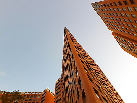 포토 JPG 해외이미지 디자인 유럽 벽 여행 백그라운드 패턴 건축양식 창문 가족 하늘 벽돌 새로움 거리 아파트 주택 프레임 사람없음 건물 빨간색 파란색 도시풍경 갈색 블록 수확 흰색 도시 재산 고급 천 시멘트 타운 리빙 그런지 진짜 스타일 해외202004 해외포토 건축물 건축 나라 컬러 컨셉 무늬 농업 관계 풍경 금융 직물 파일형식