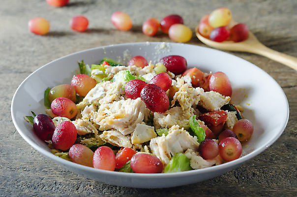 포토 JPG 해외이미지 접시 음식 잎 채소 과일 부분 포도 치즈 건강 육류 요리 씨앗 사람없음 초록색 여름 컬러풀 식사 치킨 샐러드 신선 상추 허브 준비 유기농 해외202004 해외포토 식물 식기 웰빙 계절 컬러 식재료 유제품 닭고기요리 파일형식
