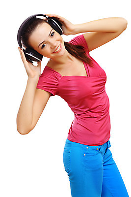 포토 JPG 해외이미지 1 남자 음악 스포츠 파도 포즈 이동 노래 모션 건강 한명 성인 10대 운동 파티 유행 점프 축제 헤드폰 소리 콘서트 공연 연주자 댄서 춤 우아함 시원함 유연 디스코 펑키 에어로빅 멜로디 인기 스타일 해외202004 해외포토 직업 바다 음향기기 컨셉 청소년 문화예술 사람 이벤트 음악가 파일형식