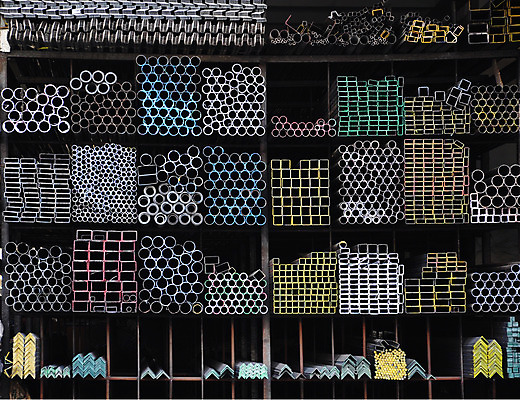 포토 JPG 해외이미지 식물 산업 공장 선반 사람없음 쌓기 금속 장비 그룹 제조 천 철 창고 오브젝트 부식 파이프 튜브 철강 파이프라인 해외202004 해외포토 가구 공업 모션 재질 직물 파이프_관 파일형식