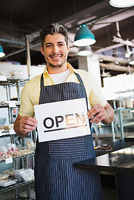 포토 JPG 해외이미지 백인 라이프스타일 남자 행복 커피 음식 비즈니스 노동자 실내 한명 서기 성인 30대 상점 식당 카페 빵집 잡기 업무 오픈 웨이터 직원 서비스 보여주기 카페테리아 주인 해외202004 해외포토 서양인 직업 1 감정 음료 모션 사람 내부 생활 장년 작업 파일형식