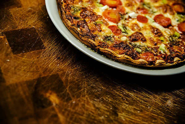 포토 JPG 해외이미지 전통 음식 백그라운드 다이어트 토마토 채소 재료 탁자 치즈 피자 패스트푸드 건강 육류 요리 사람없음 목재 빨간색 주방 식당 식사 이탈리아 껍질 시골 신선 체리 클래식 맛 굽기 지중해 허브 속도 유기농 반죽 칼로리 바질 점심식사 모짜렐라치즈 짠맛 채식주의자 페퍼로니 피자집 핸드메이드 맛있는 해외202004 해외포토 나무 식물 웰빙 유럽 바다 컬러 가구 컨셉 과일 식재료 유제품 서양음식 상점 소시지 인스턴트 구이 채식 파일형식