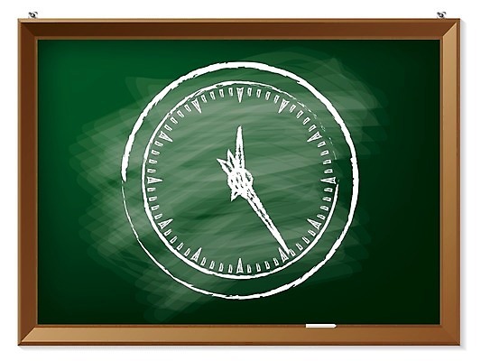 EPS 해외이미지 시계 일러스트 학교 달리기 칠판 흰색 기구 시간 원형 가르침 손목시계 측정 사인 속도 분필 공포 다이얼 고립 분 조언 충고 정확 해외202004 해외일러스트 도형 교육 컬러 컨셉 장신구 모션 초크 파일형식 벡터