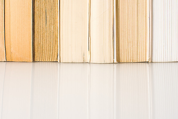 포토 JPG 해외이미지 교육 종이 문화 백그라운드 일러스트 학교 선반 사람없음 책 스터디 컬러풀 갈색 쌓기 탑 정보 덮개 흰색 기록 가르침 그룹 도서관 큼 읽기 오브젝트 교과서 대학교 법 문학 양장본 수납 흙더미 제비 서점 고립 보관소 설명서 옛날 줄서기 많음 문해 해외202004 해외포토 건축물 컬러 가구 컨셉 모션 조류 교재 학습 상점 흙 뚜껑 크기 저장 파일형식 더미