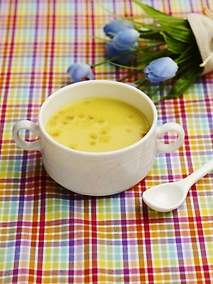 포토 JPG 그릇 접시 꽃 음식 서양음식 실내 누끼 사람없음 장식 하이앵글 숟가락 식탁보 수프 다기 옥수수스프 콘스프 국내포토 식물 식기 뷰포인트 수저 내부 다도 파일형식