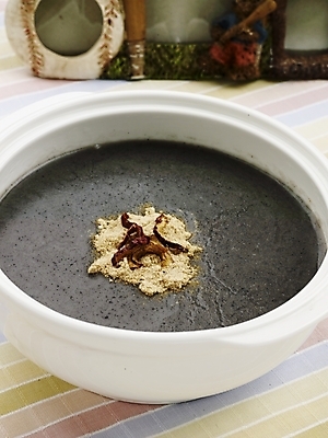 포토 JPG 그릇 접시 한식 음식 한국 실내 근접촬영 사람없음 하이앵글 다기 죽 검은깨죽 깨죽 국내포토 식기 아시아 뷰포인트 내부 다도 파일형식