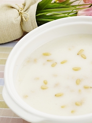 포토 JPG 그릇 접시 꽃 한식 음식 한국 실내 근접촬영 사람없음 장식 하이앵글 다기 죽 잣죽 국내포토 식물 식기 아시아 뷰포인트 내부 다도 파일형식