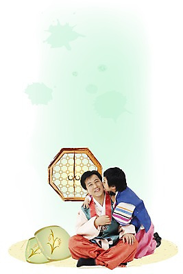 PSD 편집이미지 한국전통 명절 남자 행복 가족 집안 실내 방석 사람 앉기 두명 옆모습 추석 화목 가을 한복 디지털합성 애정표현 합성 부자지간 남자만 이미지편집 전통 계절 기념일 감정 아들 뷰포인트 컨셉 관계 모션 한국 내부 표현 아빠 전통의상 파일형식