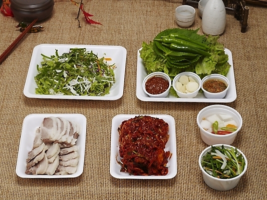 포토 JPG 한식 음식 김치 한국 실내 요리 사람없음 양념 장 쌈 야식 보쌈 쟁반국수 국내포토 아시아 내부 국수 파일형식