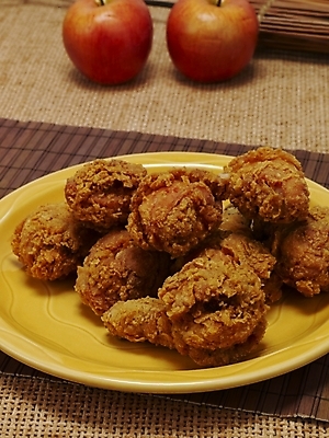 포토 JPG 그릇 접시 한식 음식 한국 실내 요리 근접촬영 사람없음 통닭 치킨 프라이드치킨 안주 야식 국내포토 식기 아시아 뷰포인트 내부 닭고기요리 파일형식
