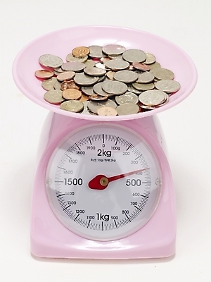 포토 JPG 스튜디오촬영 돈 실내 저울 사람없음 금융 경제 동전 오브젝트 계량기 국내포토 내부 재산 파일형식