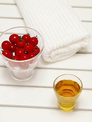 포토 JPG 스튜디오촬영 그릇 접시 음료 음식 방울토마토 잔 실내 사람없음 수건 차 녹차 국내포토 식기 토마토 내부 차_음료 위생용품 파일형식