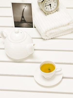 포토 JPG 스튜디오촬영 음료 음식 시계 잔 실내 사람없음 수건 자명종 차 찻주전자 기념사진 국내포토 식기 주전자 내부 위생용품 알람 파일형식