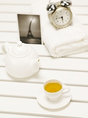 포토 JPG 스튜디오촬영 음료 음식 시계 잔 실내 사람없음 수건 자명종 차 찻주전자 기념사진 국내포토 식기 주전자 내부 위생용품 알람 파일형식