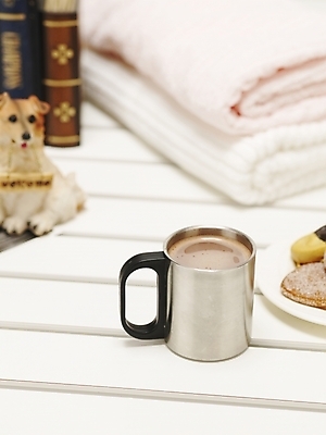 포토 JPG 스튜디오촬영 그릇 접시 커피 음료 실내 사람없음 책 수건 쿠키 강아지 겨울간식 코코아 반려 국내포토 식기 디저트 내부 반려동물 위생용품 개 파일형식