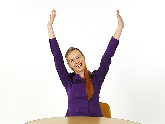 포토 JPG 스튜디오촬영 서양인 외국인 손 여자 교육 포즈 표정 영어교육 한명 미소 사람 손짓 상반신 20대 성인 만세 팔 여자만 여자한명만 성인여자만 청년만 청년여자만 성인한명만 청년여자한명만 성인여자한명만 성인만 국내포토 1 영어 모션 실내 인종 청년 신체부위 파일형식