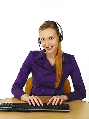 포토 JPG 스튜디오촬영 서양인 외국인 여자 교육 포즈 비즈니스 표정 영어교육 한명 사람 상반신 20대 성인 헤드셋 키보드 비즈니스우먼 상담원 상담 텔레마케팅 안내원 여자만 여자한명만 성인여자만 청년만 청년여자만 성인한명만 청년여자한명만 성인여자한명만 성인만 국내포토 직업 1 영어 음향기기 실내 인종 청년 헤드폰 직장인 사무원 서비스업 파일형식