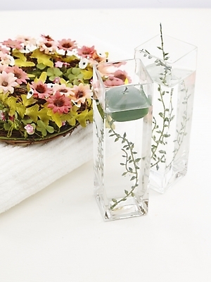 포토 JPG 웰빙 꽃 꽃무늬 초 촛불 유리병 사람없음 인테리어 수건 위생용품 오브젝트 드라이플라워 국내포토 식물 디자인 생활용품 무늬 병_용기 파일형식