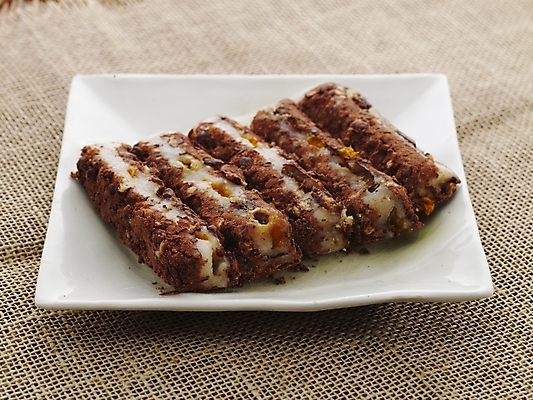 포토 JPG 명절 한식 음식 디저트 떡 실내 누끼 사람없음 하이앵글 전통음식 시루떡 국내포토 전통 기념일 뷰포인트 내부 파일형식