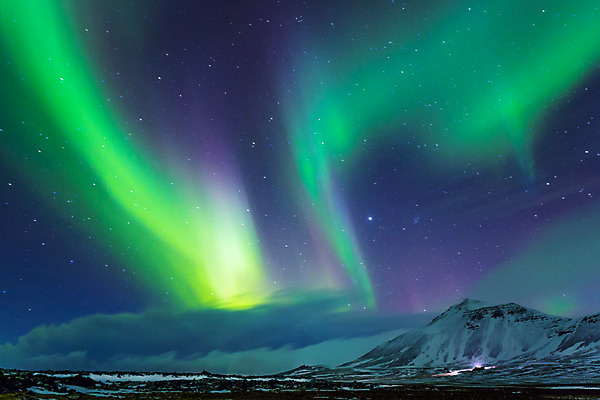 포토 JPG 해외이미지 별 과학 여행 겨울 하늘 산 주택 아이슬란드 풍경 사람없음 야외 빛 태양 힘 분위기 야간 북극 에코 빙하 은하계 북쪽 빛망울 오로라 광 스칸디나비아 해외202004 해외포토 자연요소 계절 유럽 컨셉 자연현상 건물 환경 극지방 방향 파일형식