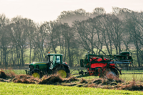 포토 JPG 해외이미지 식물 계절 산업 음식 밭 농업 자연 조류 노동자 풍경 초원 사람없음 치료 초록색 농작물 농장 농경지 환경 기계 흙 봄 장비 수확 성장 시골 업무 독약 농부 땅 스프레이 분무기 트랙터 내추럴 거름 농약 밭일 생태학 화학물질 세련 해외202004 해외포토 동물 직업 교육 컬러 의학 작업 화학 농기계 생태계 특수차량 파일형식