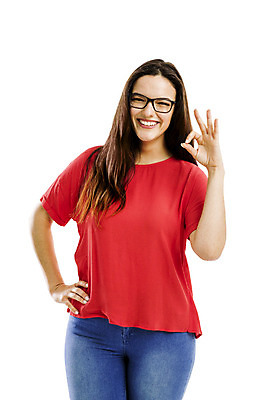 포토 JPG 해외이미지 백인 학생 여자 행복 감정 안경 백그라운드 손가락 성공 노동자 관리 한명 사람 흰색 표현 우승 최고 자신감 만족 긍정 히스패닉 고립 동의 필승 해외202004 해외포토 서양인 직업 1 손 잡화 컬러 컨셉 파일형식