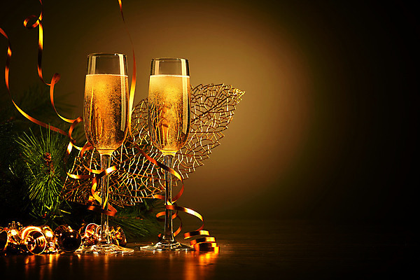 포토 JPG 해외이미지 디자인 기념일 행복 리본 음료 백그라운드 크리스마스 겨울 검은배경 새로움 기념 선물 사랑 사람없음 빛 상자 파티 축제 낭만 축하 알코올 샴페인 샴페인잔 해외202004 해외포토 계절 감정 컨셉 술잔 주류 이벤트 검은색 파일형식