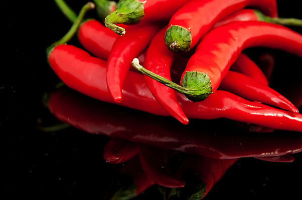 포토 JPG 해외이미지 식물 음식 백그라운드 채소 재료 자연 고추 파프리카 건강 요리 사람없음 빨간색 초록색 우주 주방 활발 종 흰색 신선 뜨거움 양념 조미료 그룹 맛 먹기 향신료 오브젝트 유기농 매움 날카로움 향료 후추 칠레 연소 고립 살사댄스 숙성 채식주의자 페퍼로니 해외202004 해외포토 웰빙 컬러 컨셉 모션 춤 남아메리카 소시지 생태계 채식 향기 냄새 향미료 파일형식